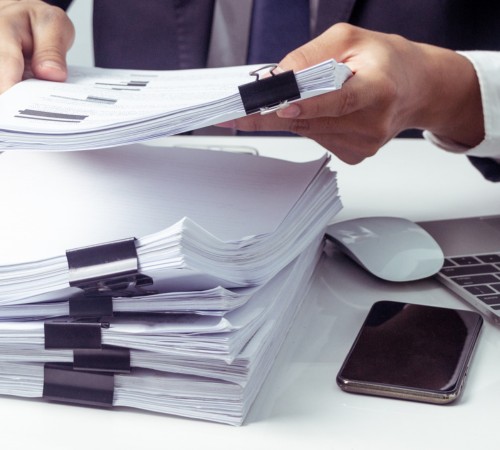 Featured Image - 4 Top Tips for Choosing Cube Records Management Services for Your Business